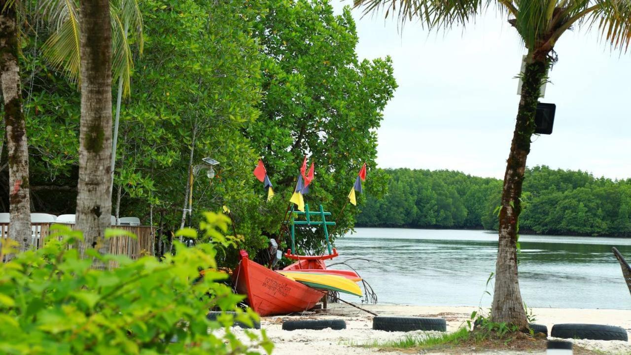 Nov Koh Kong Resort Phumi Sre Thmei Exterior photo