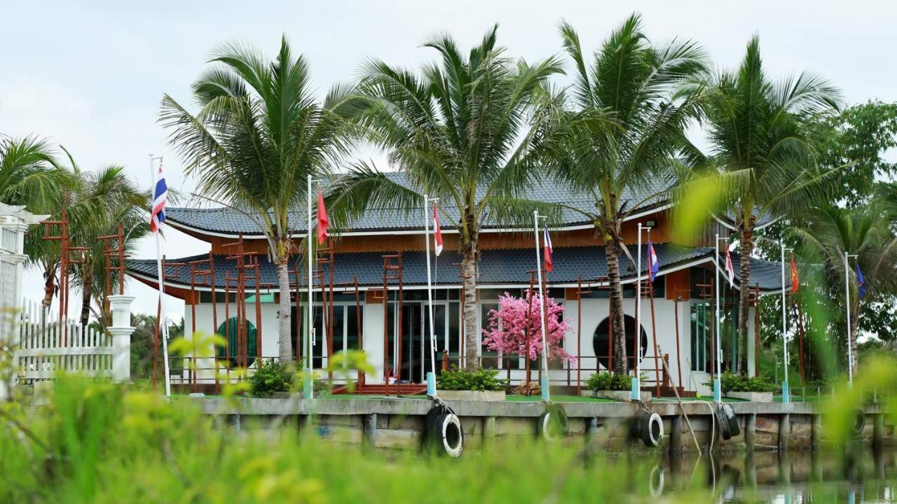 Nov Koh Kong Resort Phumi Sre Thmei Exterior photo